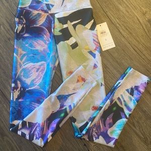Emily HSU Designs: white orchid sneaker legging